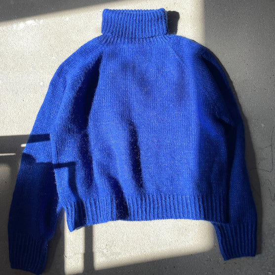 

Ultra Easy Turtleneck Sweater - Fine Edition
4