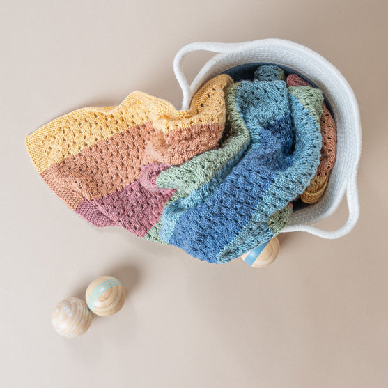 

Åkande - Châle pour bébé
3