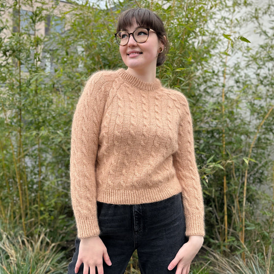 

Auguste - Pull
1