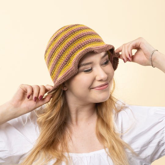 Sopka - Chapeau seau avec bordure
