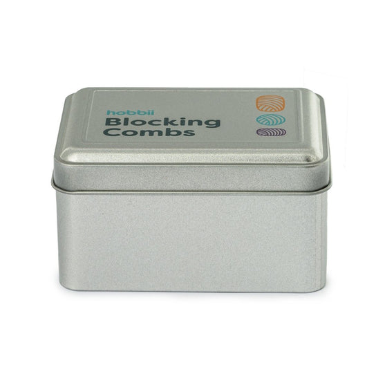 

Blocking Combs - Peignes de blocage - Hobbii
5