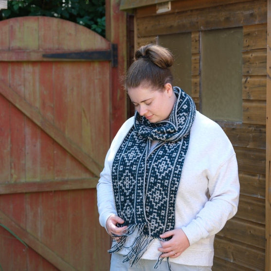 

Ancient Ruin - Écharpe
3