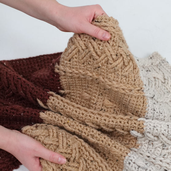 

Happy Bear - Couverture Bébé et Bonnet
8