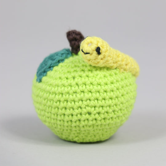 Pomme avec vers