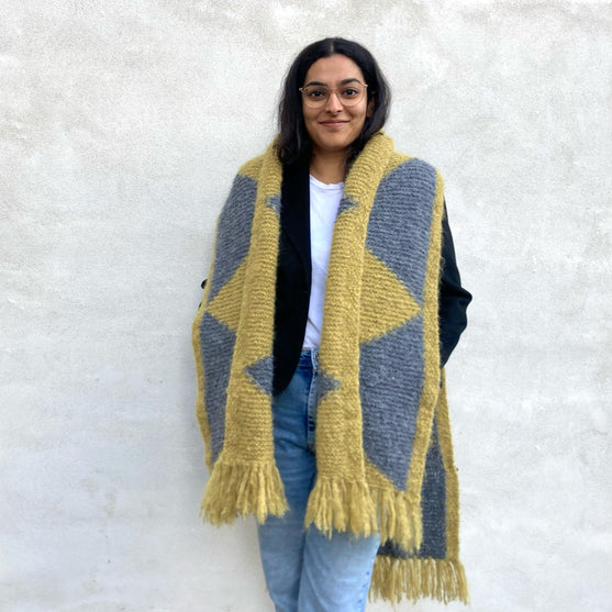 

Fringy - Châle Enveloppant
1