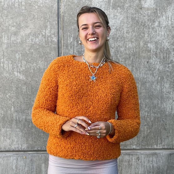 

Lalita - Pull
1