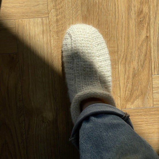 

Easy Evening Slippers - Chaussons
3