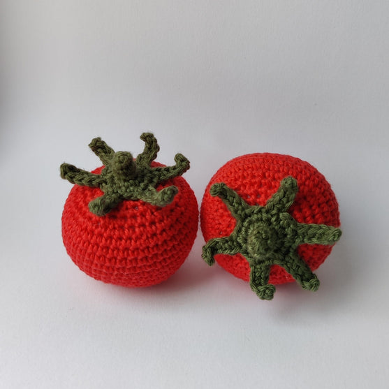 

La tomate - Jouet au crochet
4