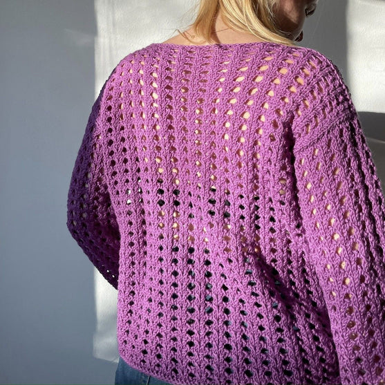 

Easy Hole Structure Blouse - Pull
2