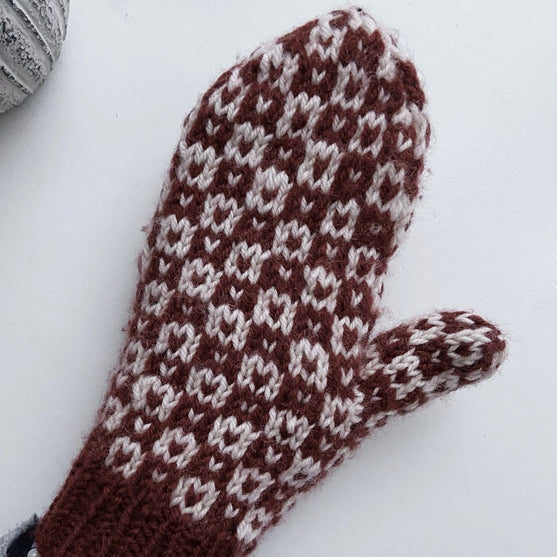 

Easy Colour Mittens - Moufles
1
