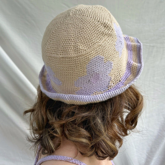 

Hydrangea - Chapeau
1