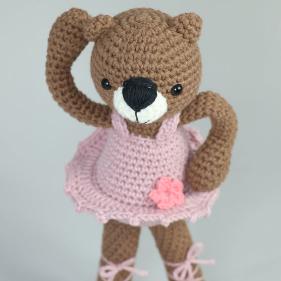 

Alice l’ours ballerine
4