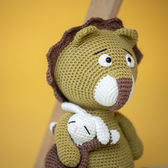 

Lennon le lion
1