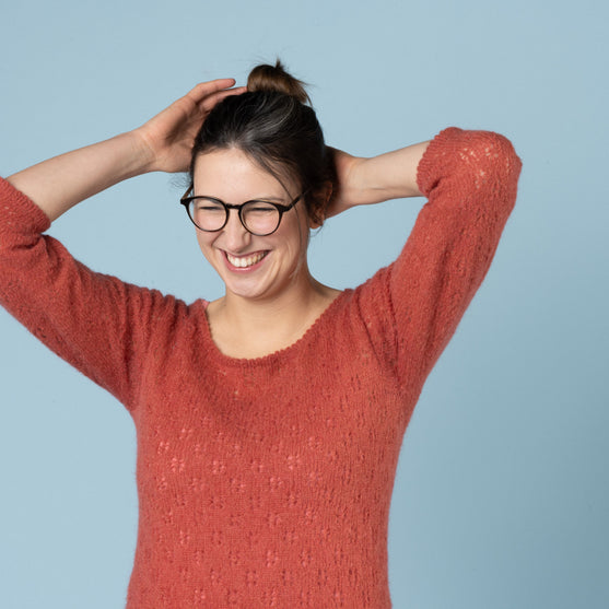 

Martha - Pull avec point ajouré
2