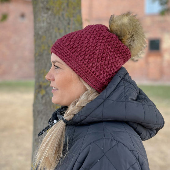 

Winter Joy - Bonnet
1