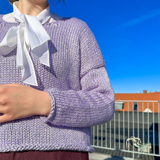 

Pearly Lina - Pull
3