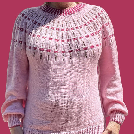 

Mandelblomst - Pull
1