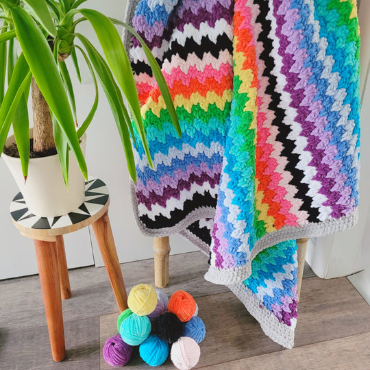 The Rainbow Cuddle Blanket - Couverture