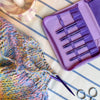 

Set d'aiguilles circulaires courtes interchangeables Stellar Essential - Amethyst - Hobbii
12
