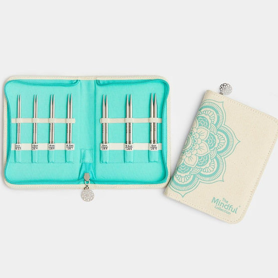 

The Kindness Set - Aiguilles circulaires interchangeables courtes - KnitPro
2