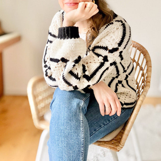 

The Chess Cardigan - Gilet
7