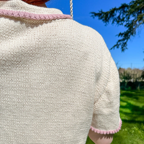 

Wisteria - T-shirt
4