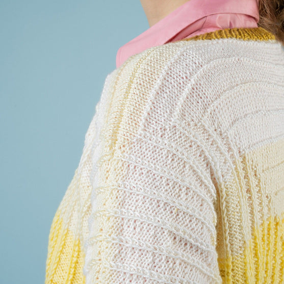 

Cozy Celine - Pull
2