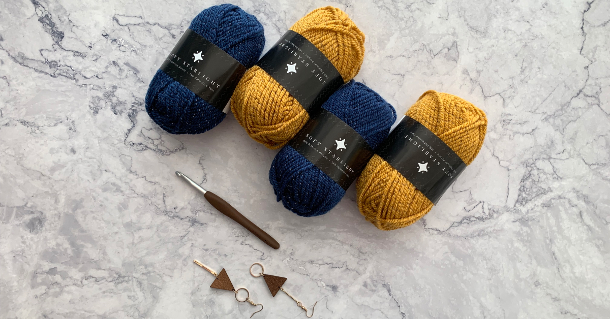 Crochet : test et comparaison Crochet ergonomiques #KnitPro et Amour de  #Clover - Le Monde de Célénaa